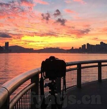 麻豆精东蜜桃果冻传媒-麻豆精东蜜桃果冻的奇妙旅程，一场感官与情感的盛宴